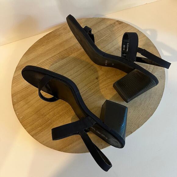 90s Vintage Nine West Dark Blue Chunky Stacked Heel Strapped Heels Size 8 - Picture 3 of 14